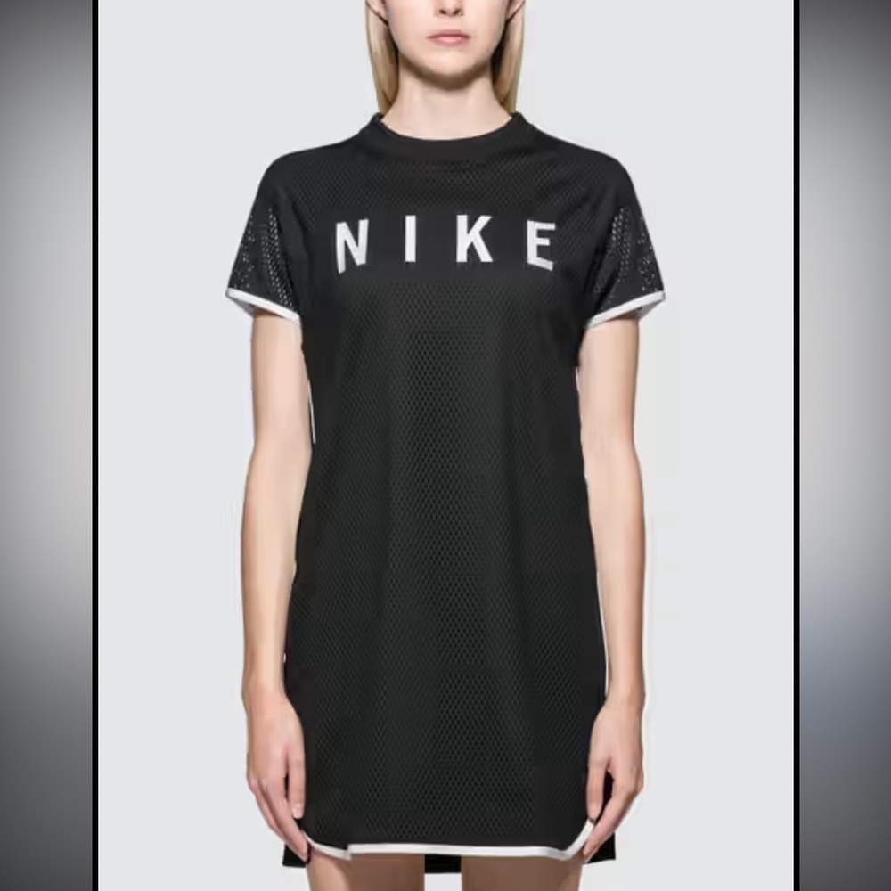 Nike Women's Midi Dress - Navy and White